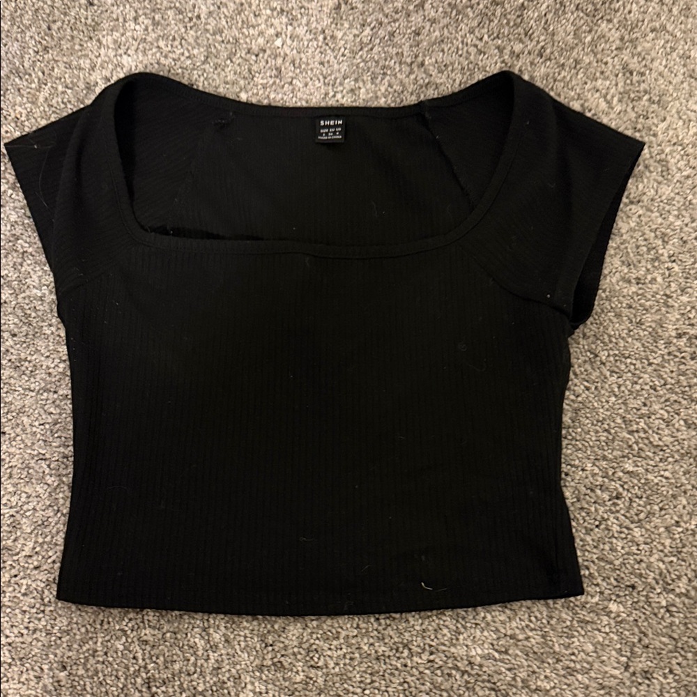 SHEIN Elegant Black Crop Top
